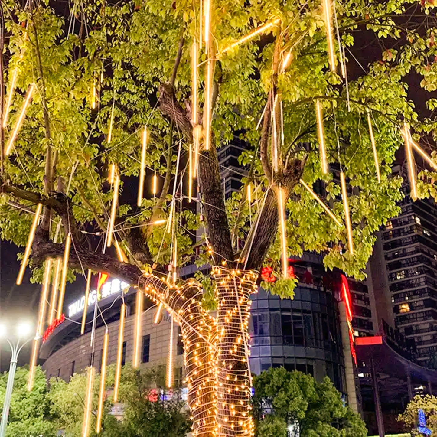 8pcs Meteor Shower Lights Outdoor Christmas Decorations IP65 Waterproof LED Falling rain Lights for Xmas Tree,Garden,Patio muilcolor